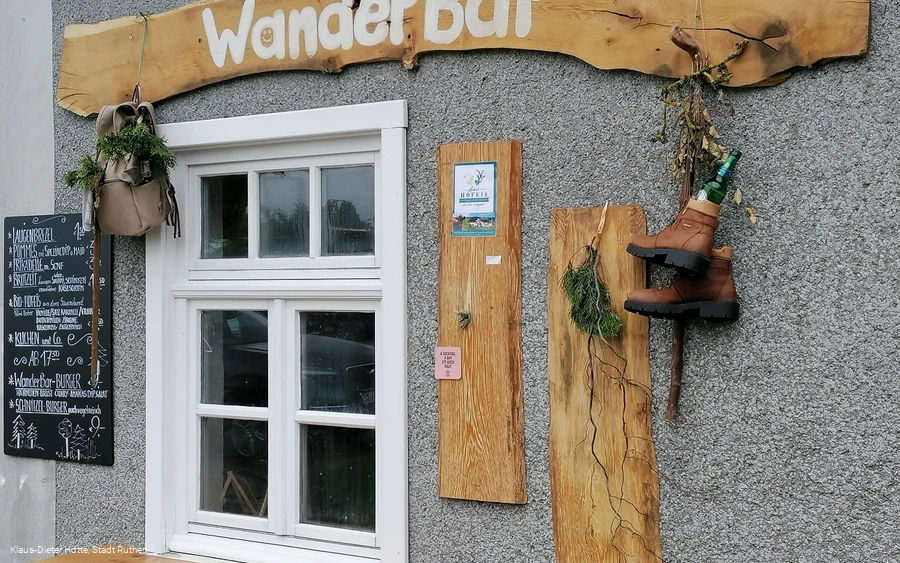 WanderBar