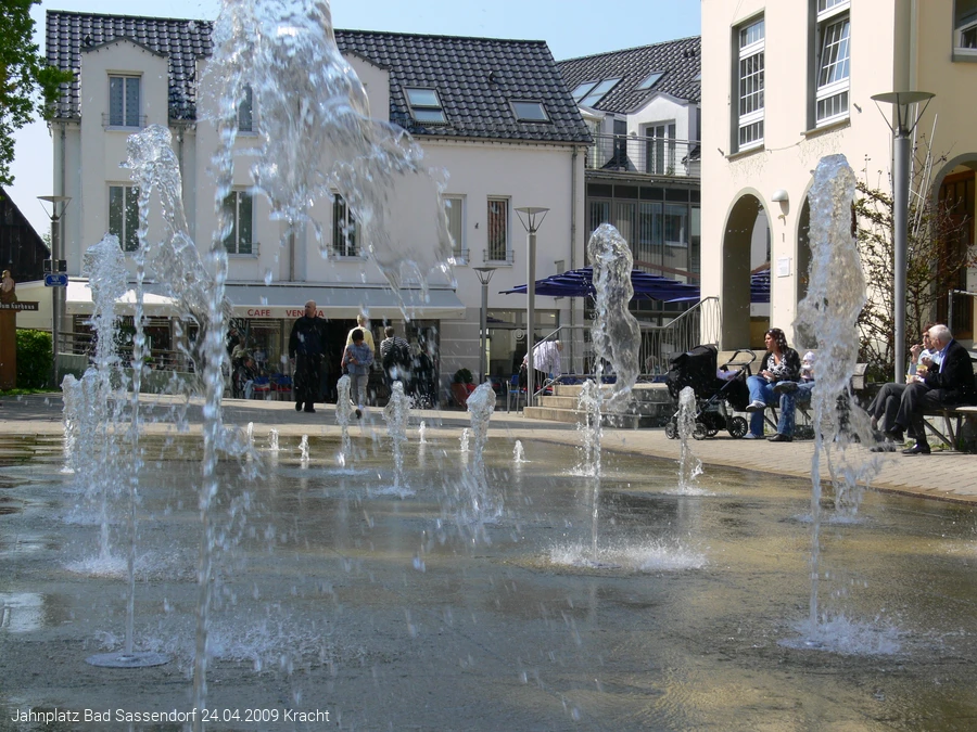 Jahnplatz Bad Sassendorf 24.04.2009 Kracht