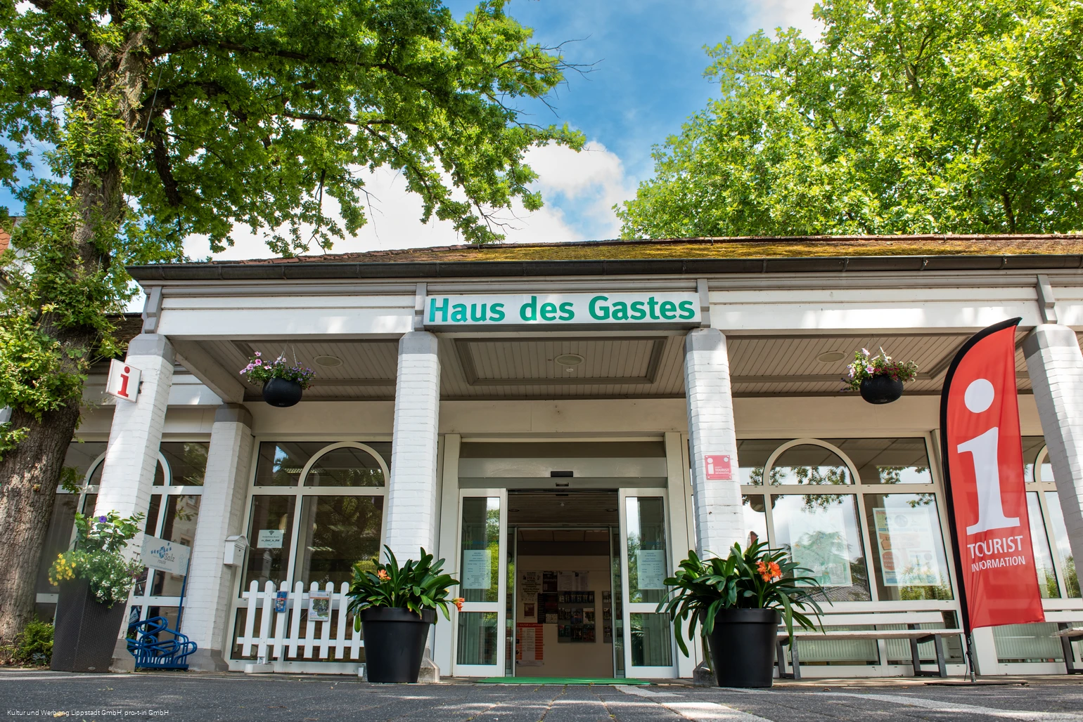 Touristinformation Bad Waldliesborn (c) KWL Kultur und Werbung Lippstadt GmbH Pro-t-in GmbH (2).jpg
