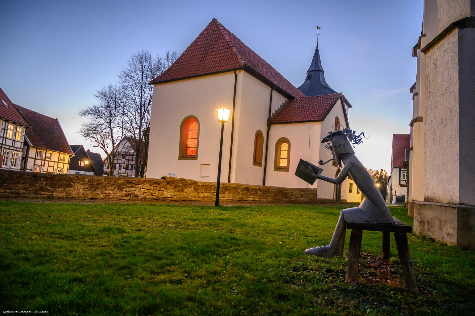 Kirchwelver Lesender